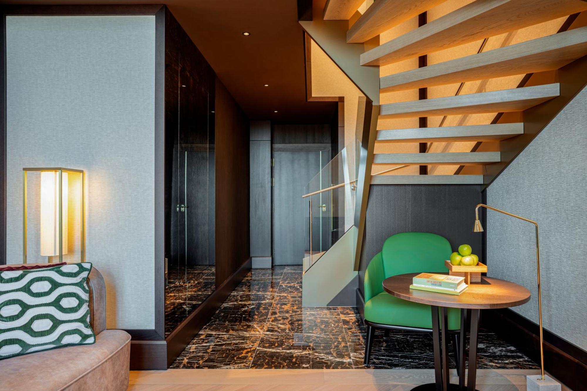 Almanac Palais Vienna 호텔 외부 사진 The interior of a suite